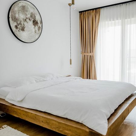 Amazing Mountain View Apartment Сибиу Экстерьер фото