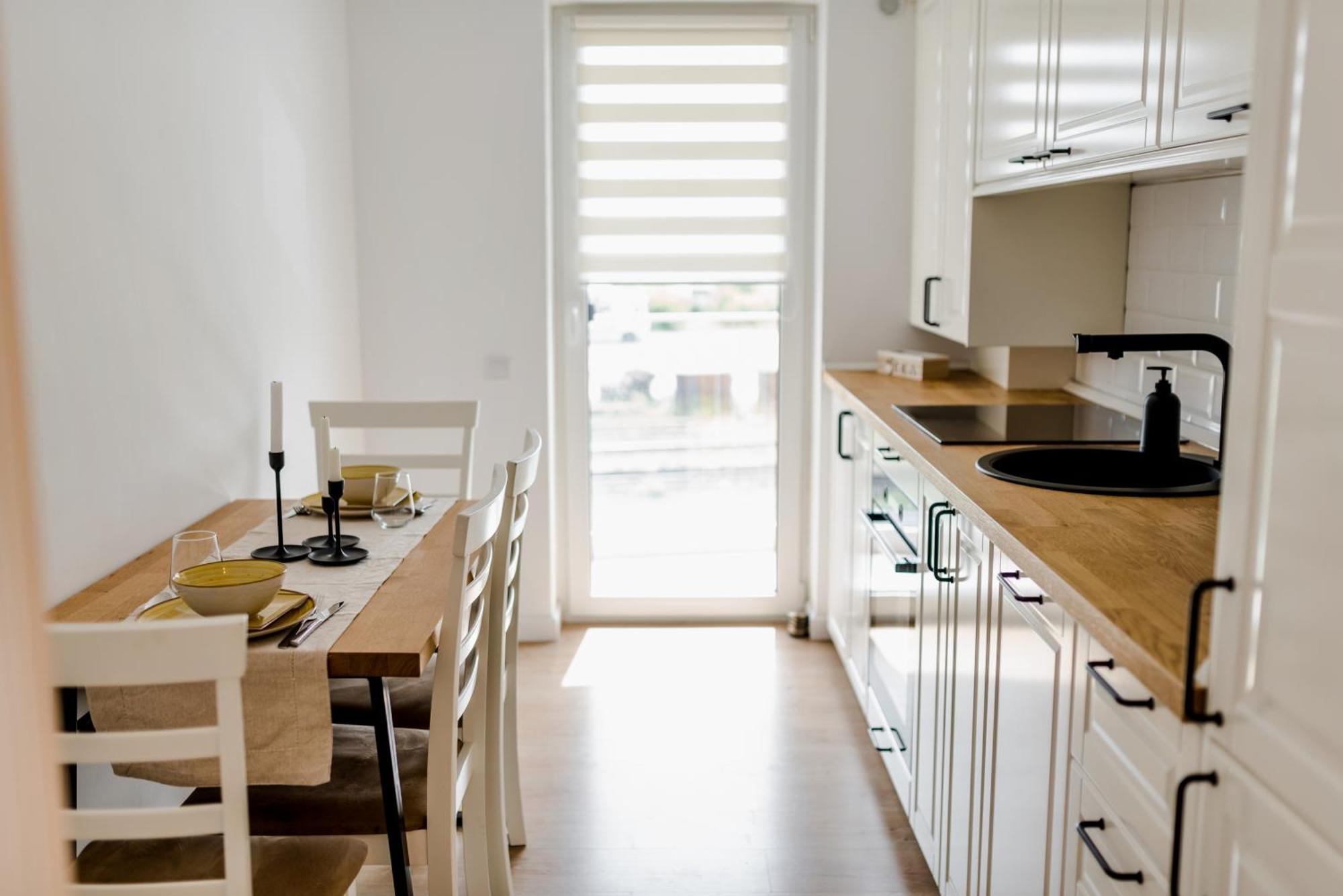 Amazing Mountain View Apartment Сибиу Экстерьер фото
