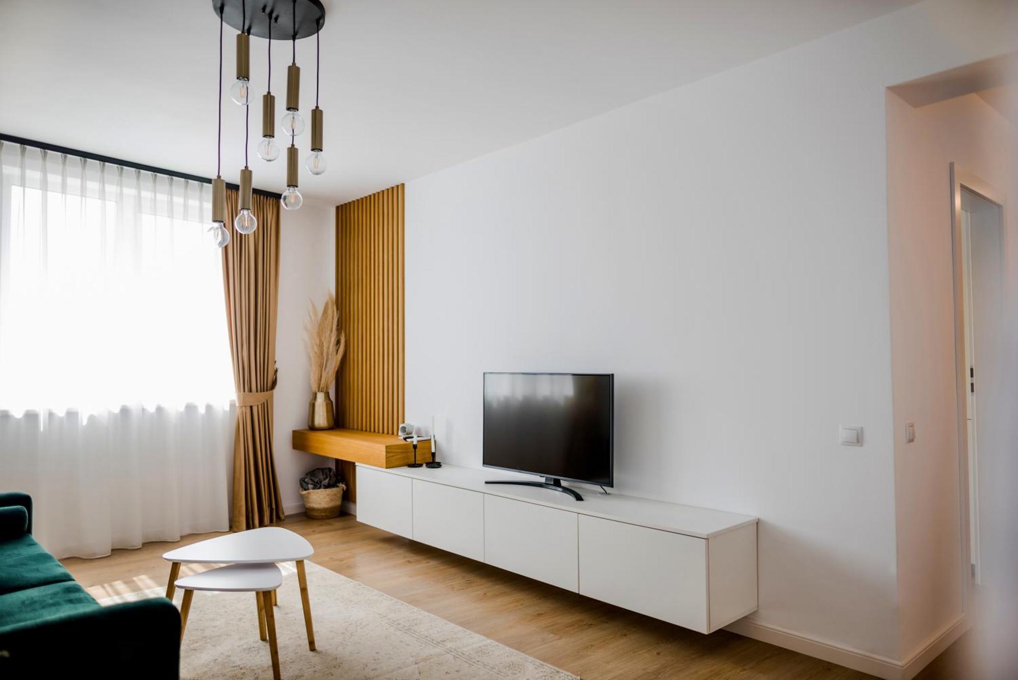 Amazing Mountain View Apartment Сибиу Экстерьер фото