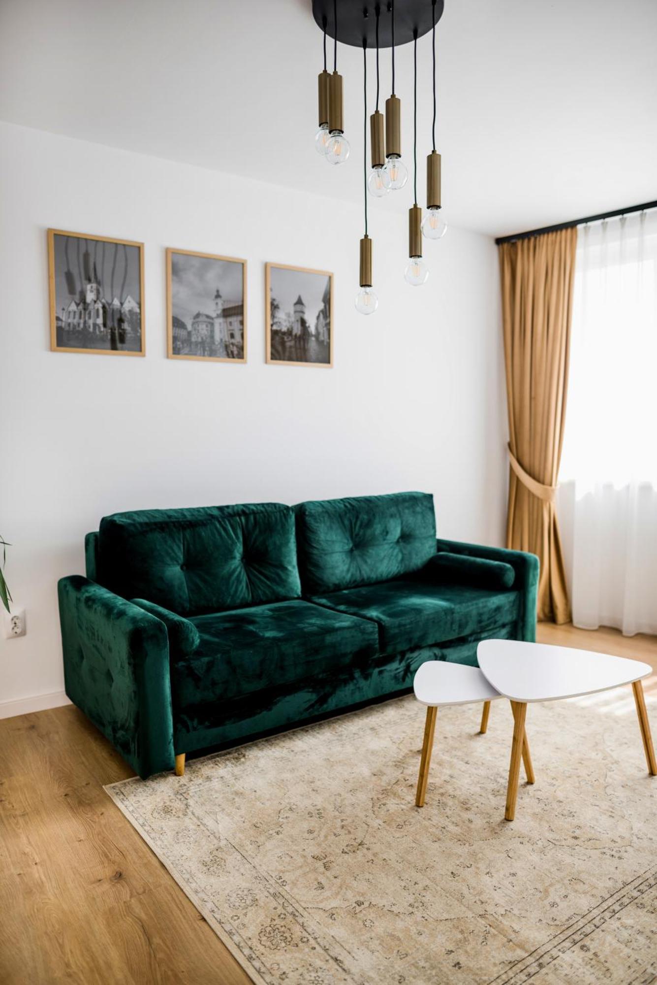 Amazing Mountain View Apartment Сибиу Экстерьер фото